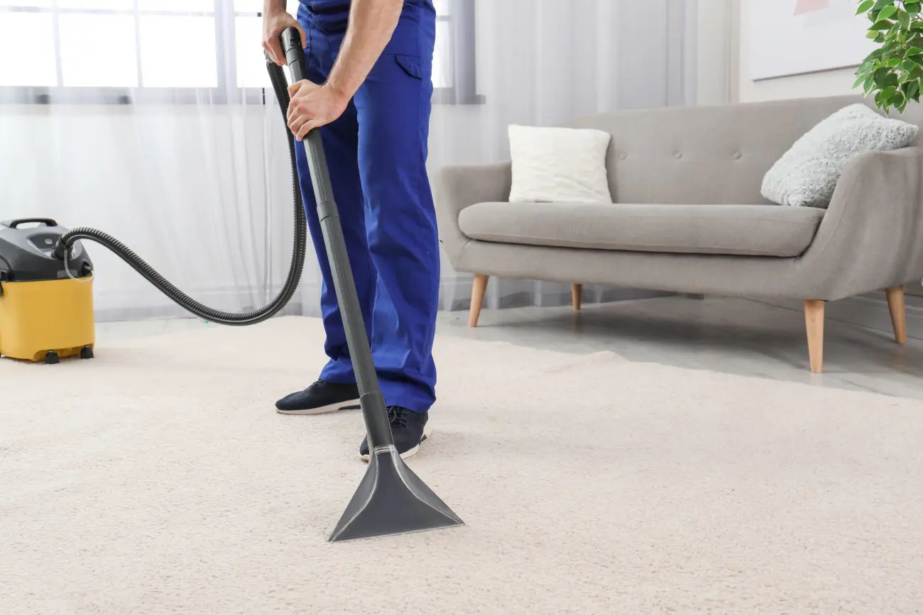Professional commercial carpet repair service